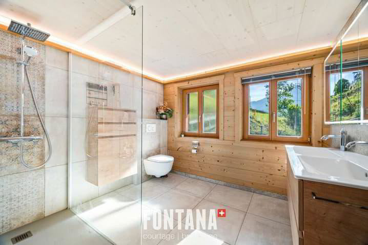 4 rooms Apartment to buy in Vers-l'Eglise - image 1/13
