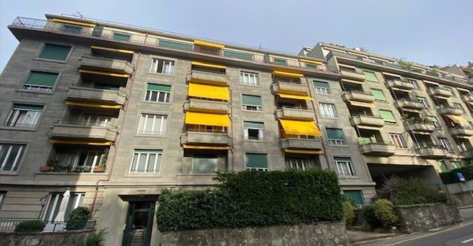 null rooms Office & Commercial for rent in Lausanne - image 1/2