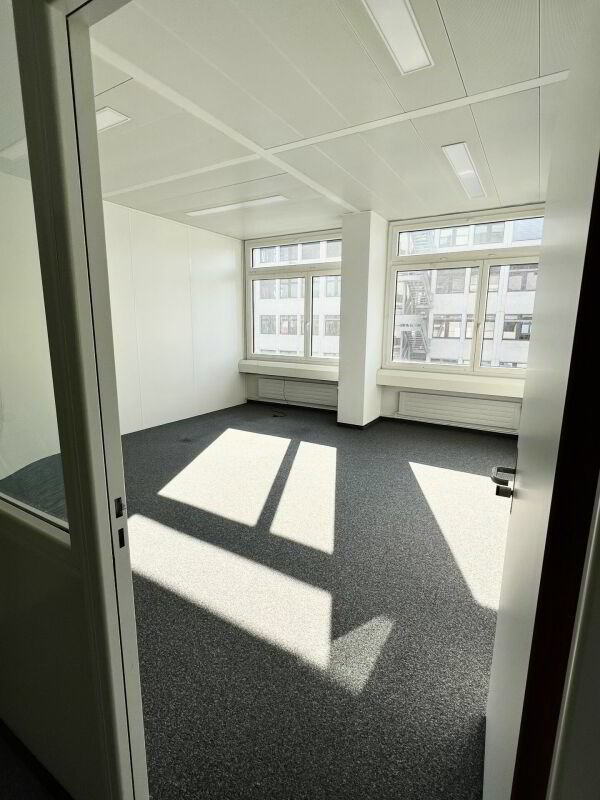 Helle, ansprechende Bürofläche zu vermieten - Ansicht 3