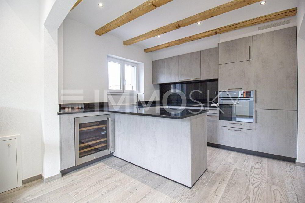 Immeuble d'habitation de 6 pièces en vente à Chalais - 180 m² - Ansicht 2