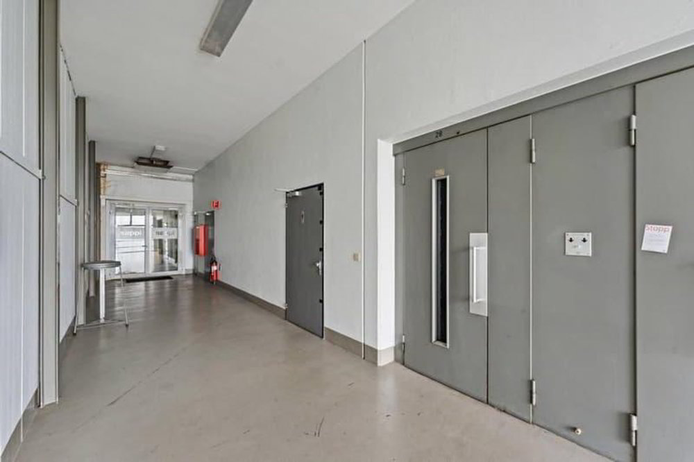 null rooms Office & Commercial for rent in Biberist - image 1/4
