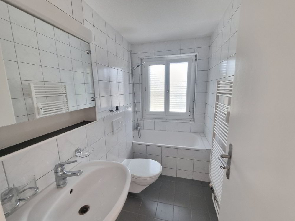 3 rooms Apartment for rent in Trimbach - image 1/5
