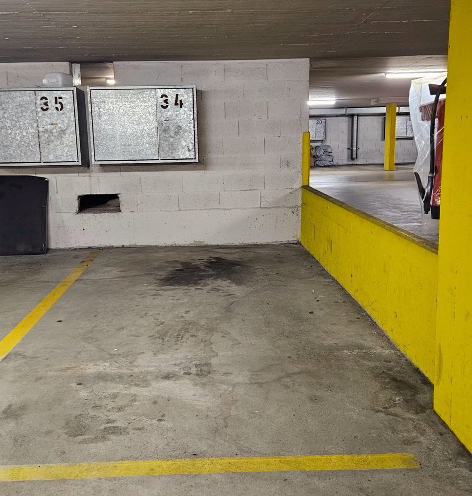 Parking, garage null pièces à louer à Bussigny - image 1/2