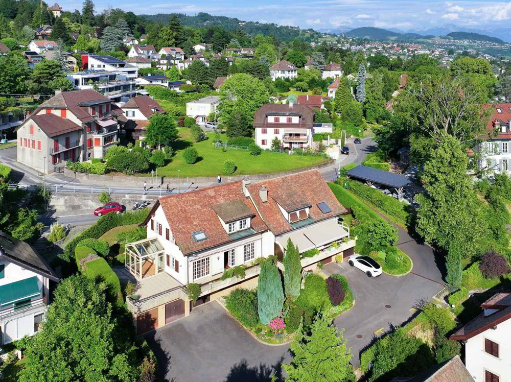 7 rooms House to buy in Lausanne - image 1/9
