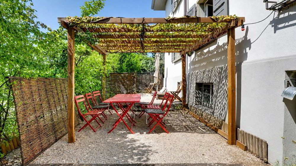 5 rooms House to buy in Bussigny - image 1/6