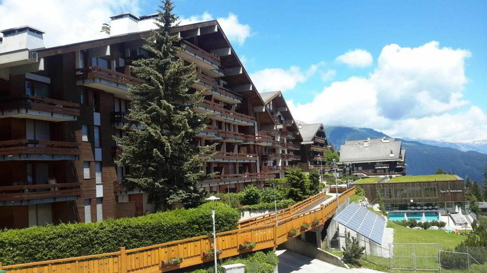 4 rooms Apartment for rent in Anzère - image 1/11