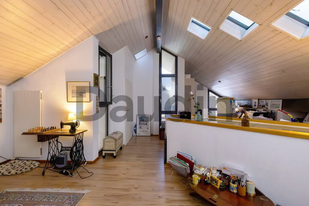 Casa di 6 locali in vendita a Troinex - immagine 1/12