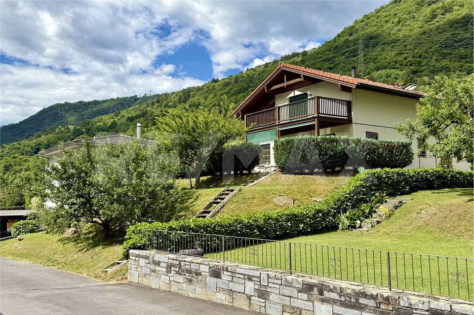 Haus – Cama, Ogreda