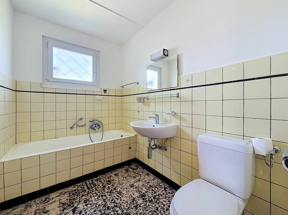 Casa di 3 locali in vendita a Chapelle-sur-Moudon - immagine 1/13