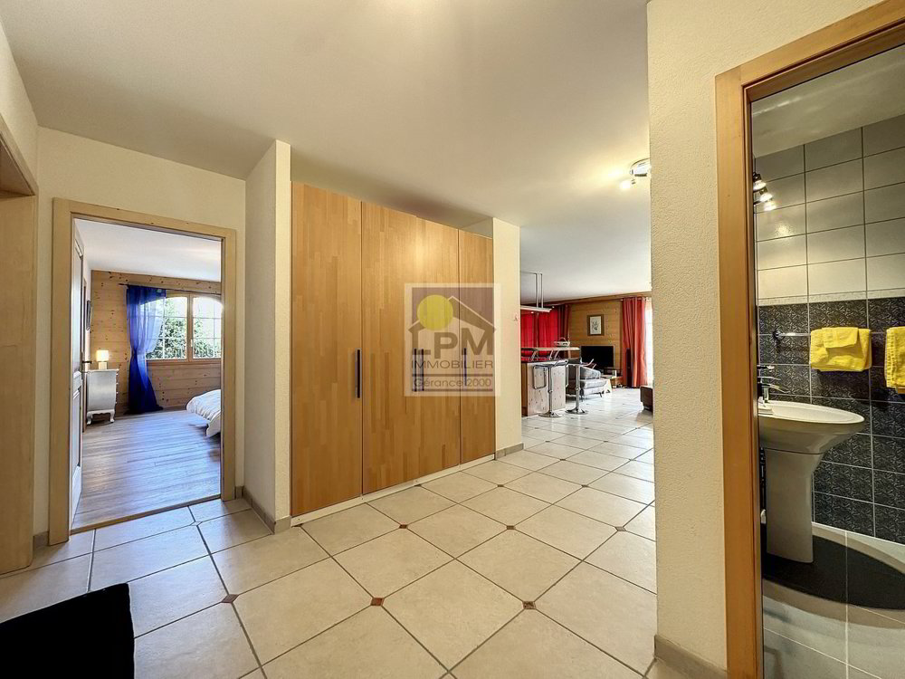 3 rooms Apartment to buy in Leysin - image 1/13