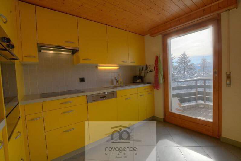 5 rooms Apartment to buy in Anzère - image 1/13