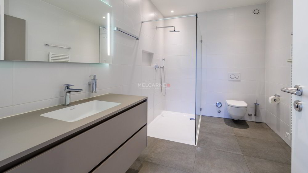 Appartement 4 pièces à acheter à Chêne-Bougeries - image 1/7