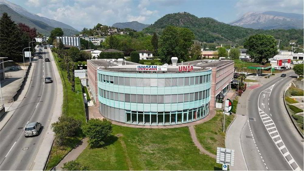 Centre commercial de 4.5 pièces en location à Manno - Réf A000920 - Mehr