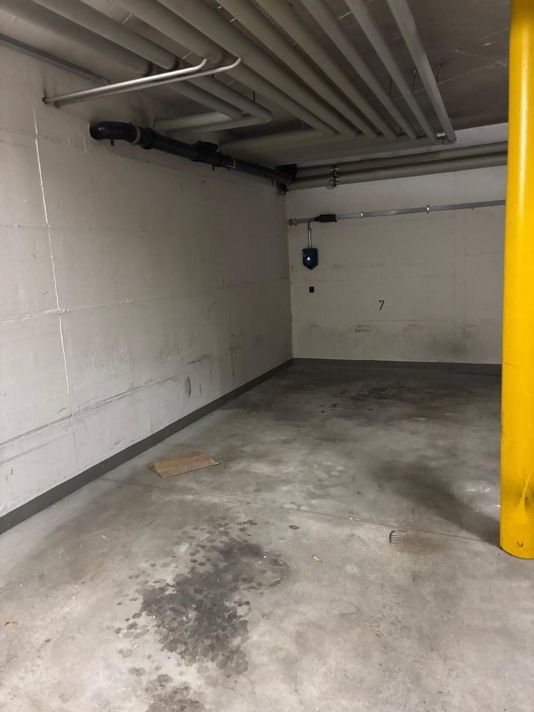 null Zimmer Parkplatz, Garage zum verkaufen in Zürich - Bild 1/2