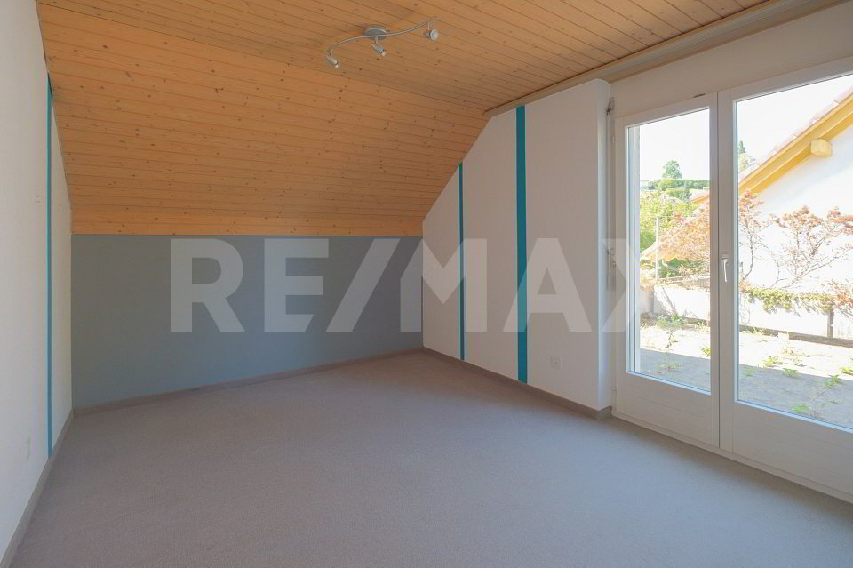 Maison 6.5 pièces à acheter à Dintikon - image 1/13