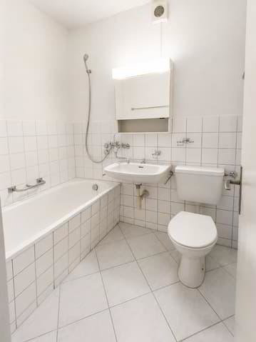 2.5 Zimmer Wohnung zu vermieten in Nidau - Bild 1/5