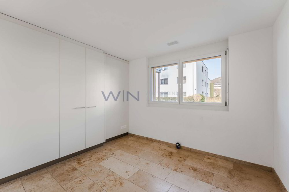 Casa di 6 locali in vendita a Uerkheim - immagine 1/13