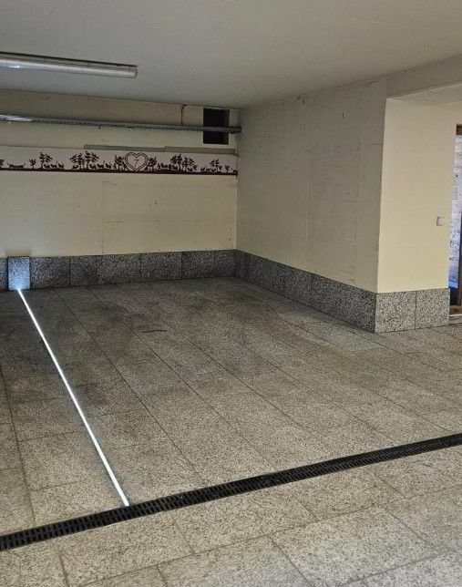 *Garage* - Ansicht 2