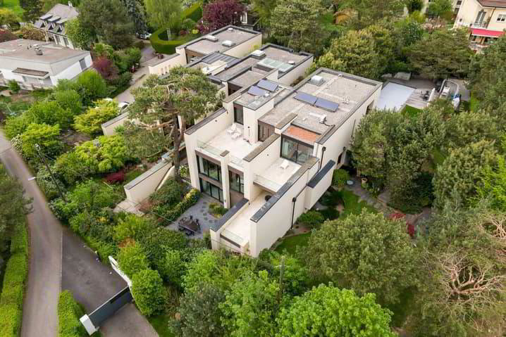L'une des plus célèbres adresses ! Luxueuse propriété contemporaine