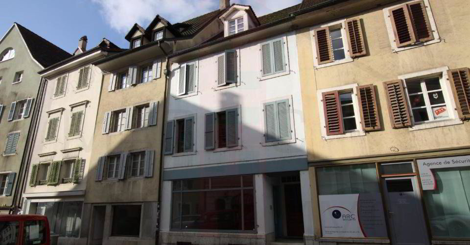 null rooms Office & Commercial for rent in Delémont - image 1/9