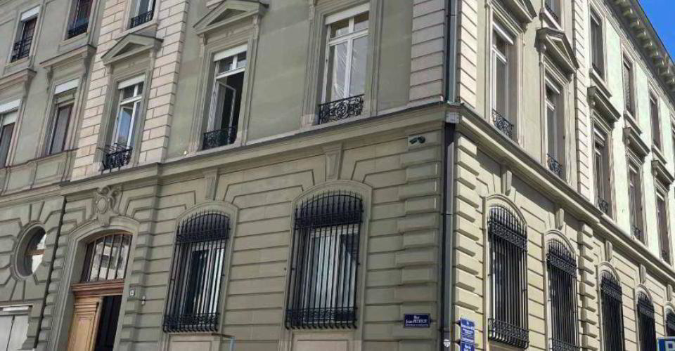 Bureau & Commerce null pièces à louer à Genève - image 1/12