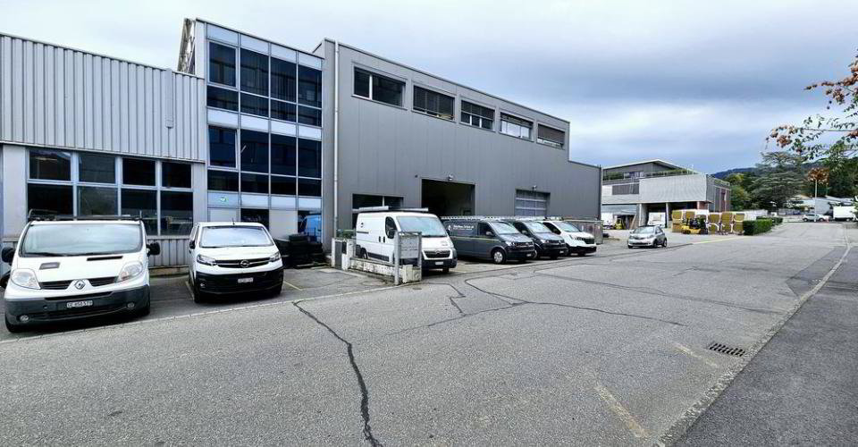 Bureau & Commerce null pièces à louer à Plan-les-Ouates - image 1/5