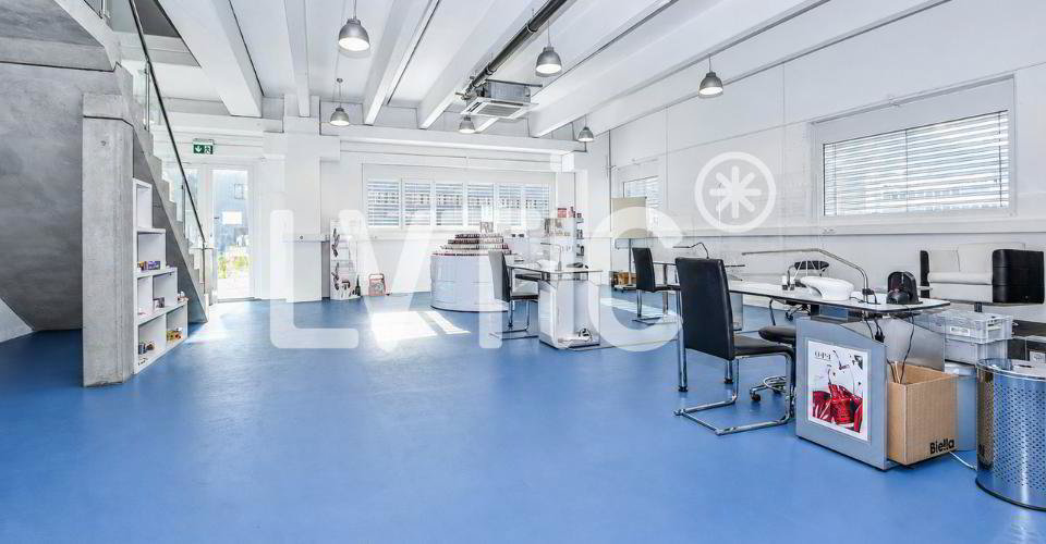 Bureau & Commerce null pièces à louer à Sierre - image 1/12