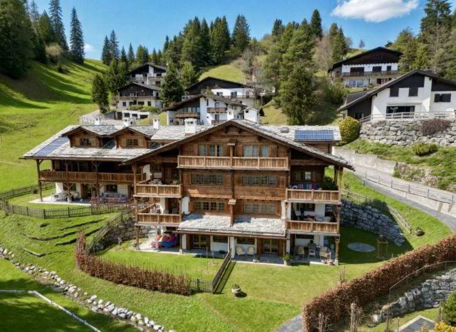Appartement 4 pièces à acheter à Laax GR 2 - image 1/1