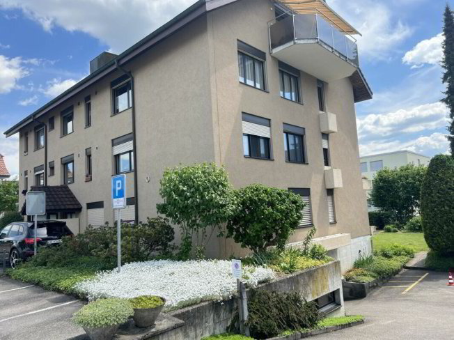 9 rooms Office & Commercial to buy in Münsingen - image 1/1