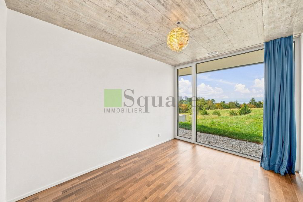 6 rooms Apartment to buy in Grandvaux - image 1/13