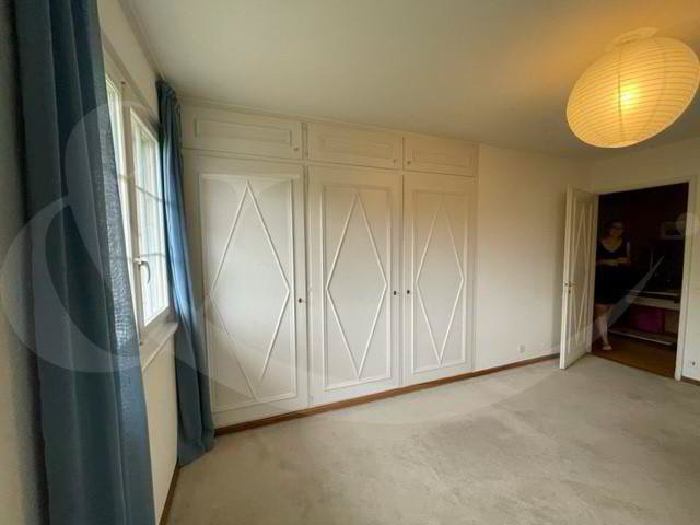 1 rooms Apartment for rent in Conches - image 1/2