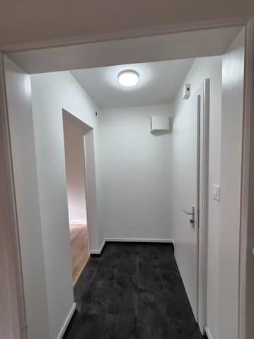 4 rooms Apartment for rent in La Chaux-de-Fonds - image 1/13
