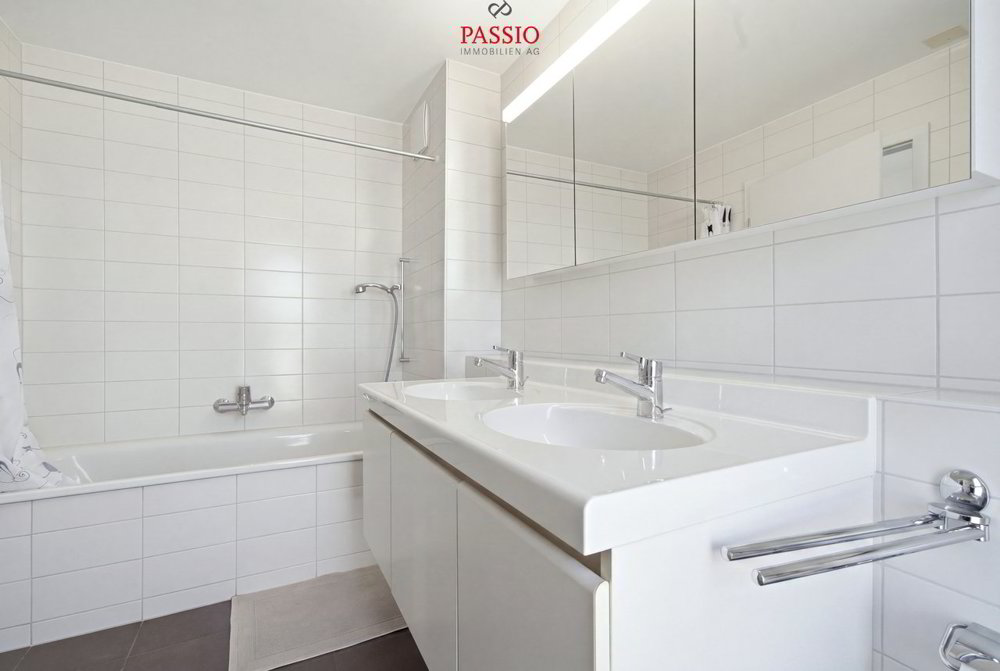 4 rooms Apartment to buy in Villars-sur-Glâne - image 1/13