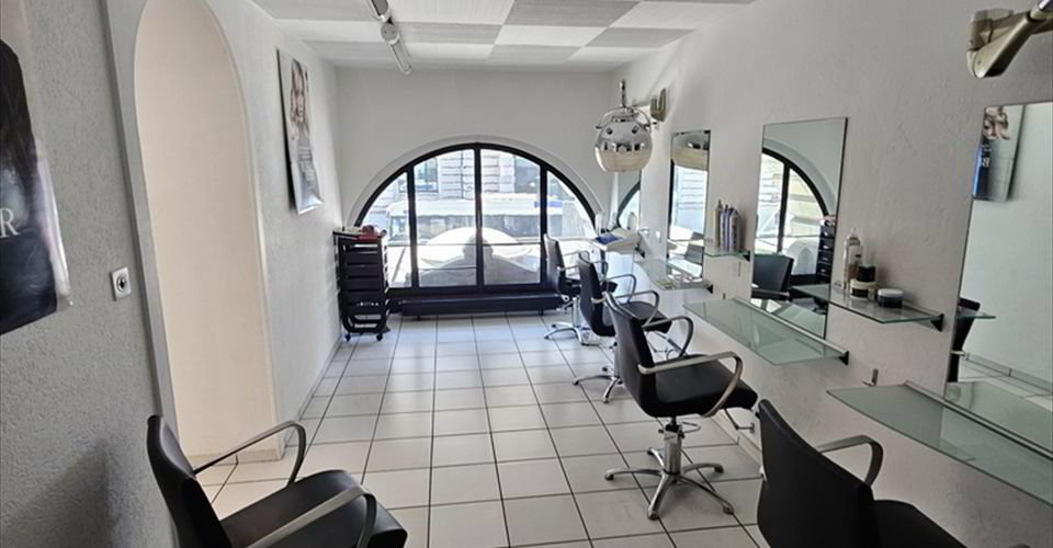Local commercial de 88 m² place Saint-François à Lausanne - Ansicht 2