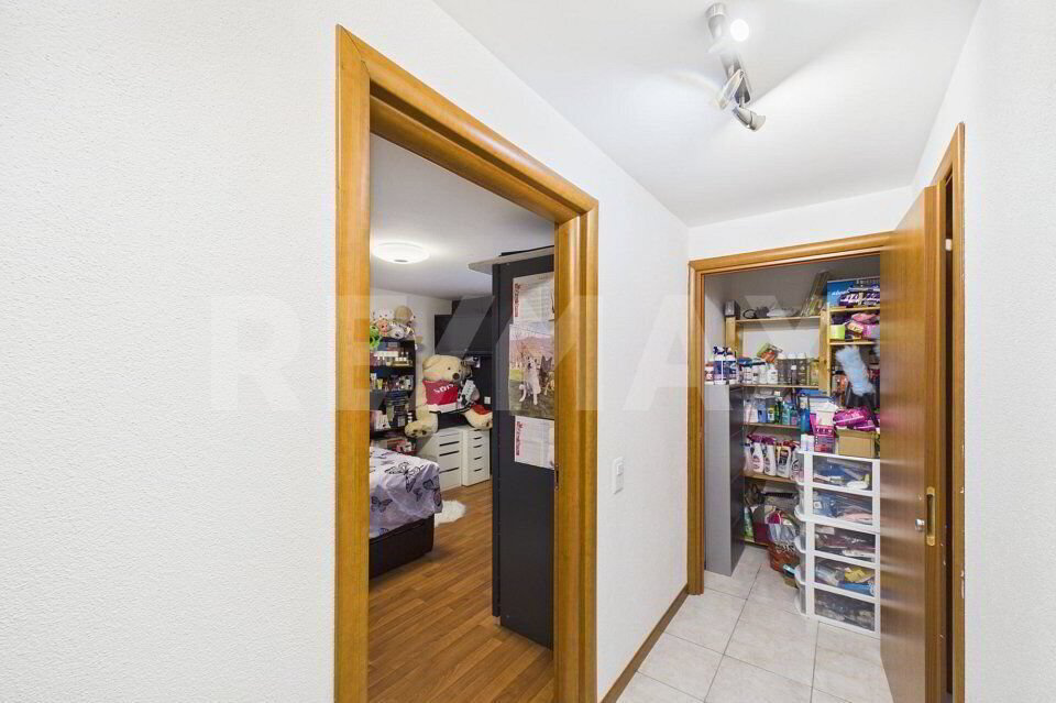 Casa di 8 locali in vendita a Signôra - immagine 1/13