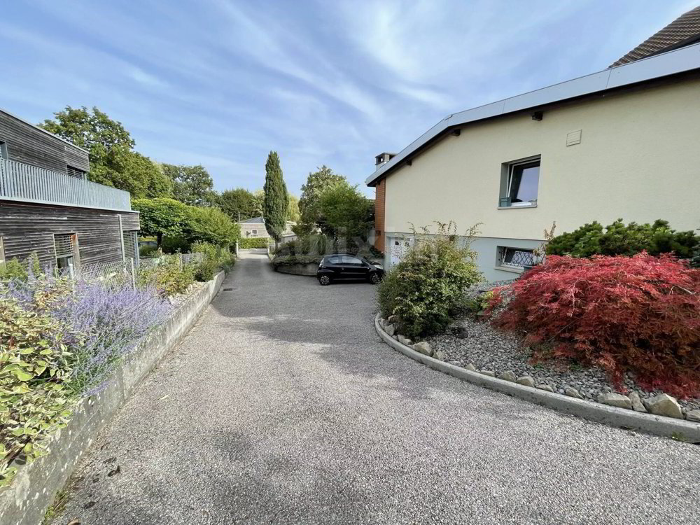 5.5 rooms Apartment to buy in Chez-le-Bart - image 1/12