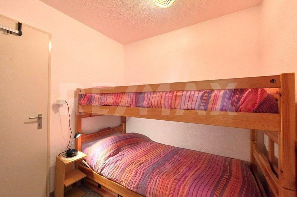 3.5 rooms Apartment to buy in Leukerbad - image 1/13