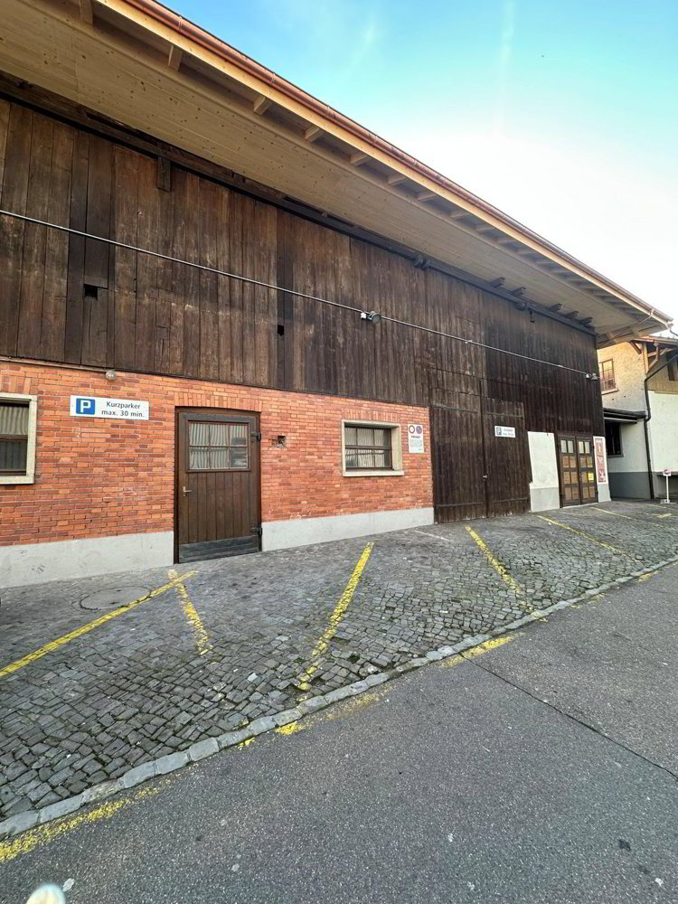 Entrepôt en location à Aathal-Seegräben - 270 m²