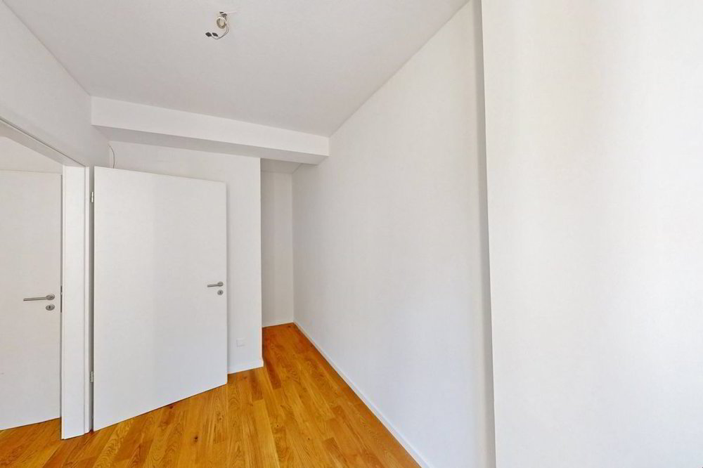 null rooms Office & Commercial for rent in Bellinzone - image 1/7