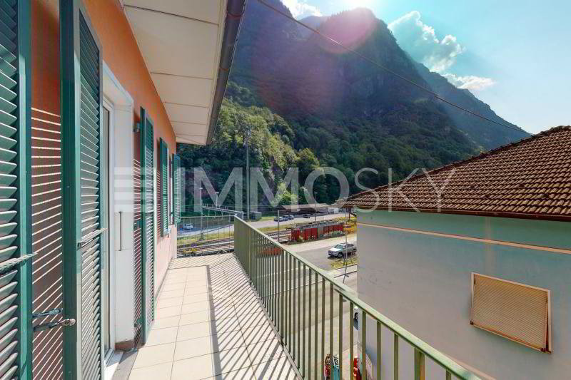 2 rooms Apartment to buy in Biasca - image 1/5