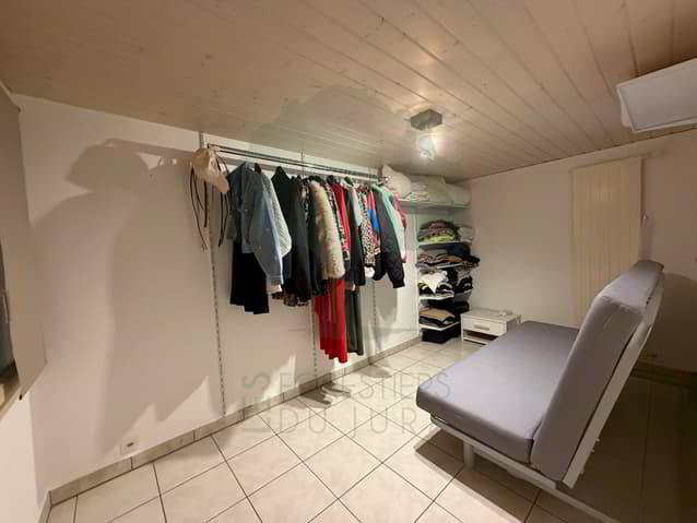 null rooms Office & Commercial to buy in Porrentruy - image 1/13
