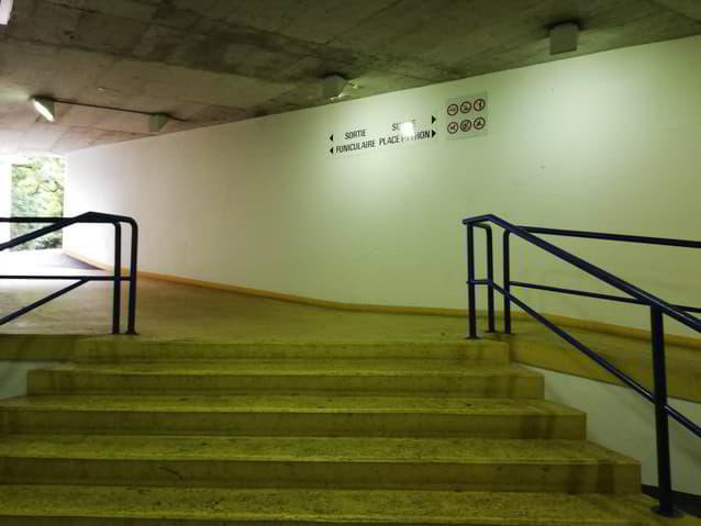 Parking, garage null pièces à louer à Friburgo - image 1/5