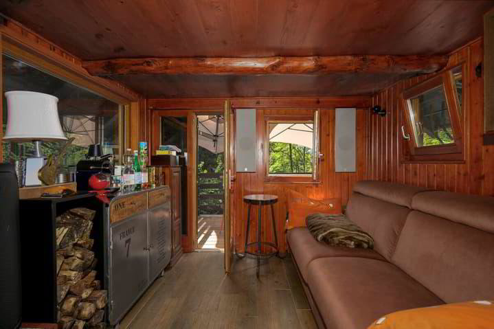 1 rooms House to buy in Les Avants - image 1/13