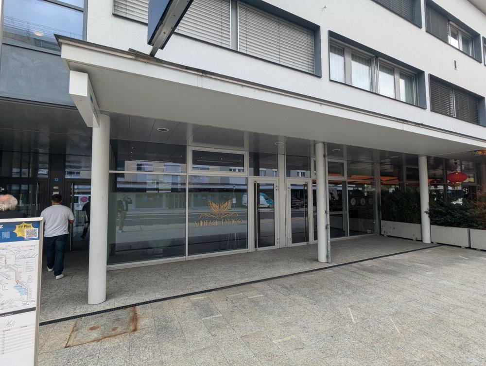 Ladenlokal an prominenter Lage in Rotkreuz - Ansicht 2