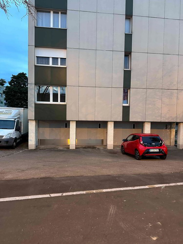 Garagenbox inkl. Parkplatz 9m vor der Garage - Ansicht 4