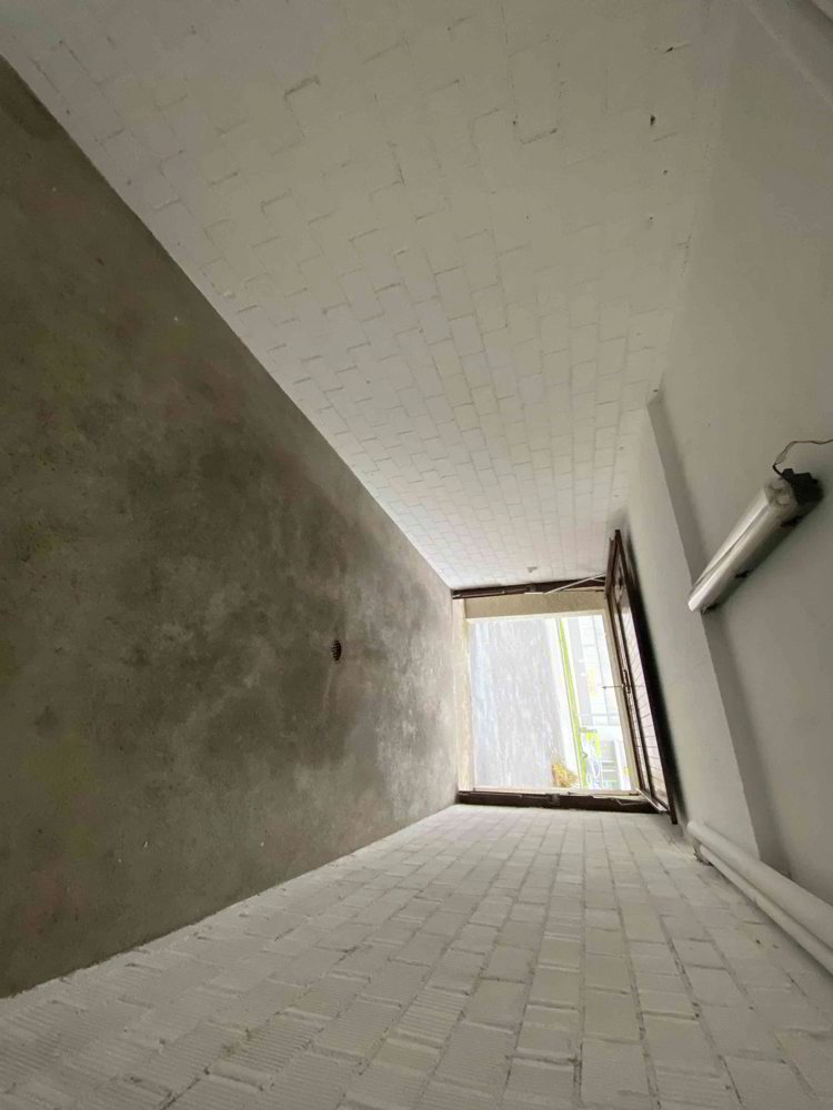 Garagenbox inkl. Parkplatz 9m vor der Garage - Mehr