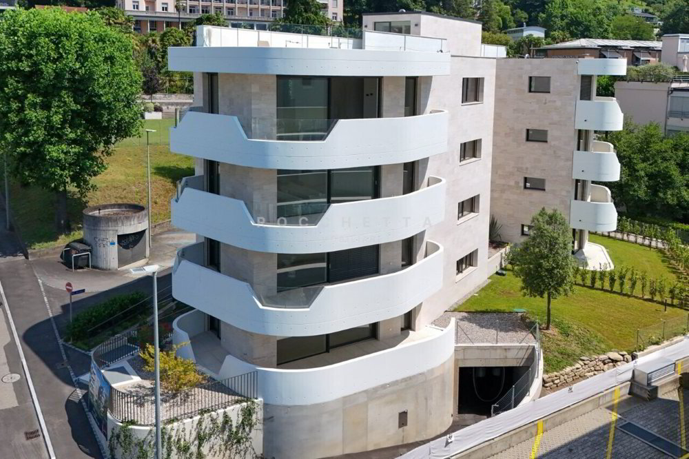 3 rooms Apartment to buy in Minusio - image 1/13