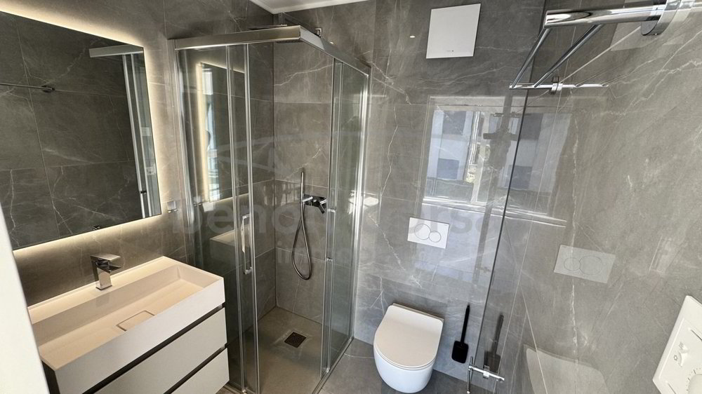 4 rooms Apartment to buy in Grimisuat - image 1/5