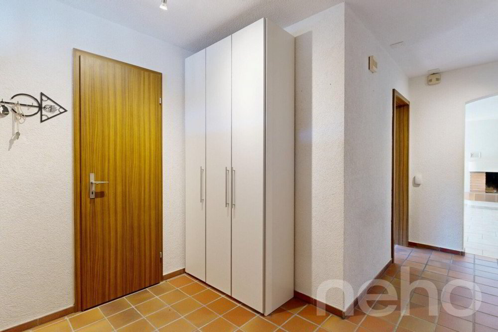 6.5 rooms House to buy in Glattfelden - image 1/12