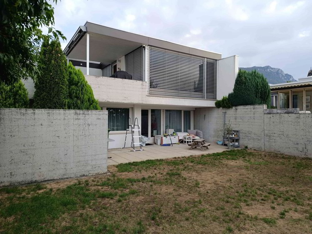 6.5 rooms House for rent in Langendorf - image 1/10